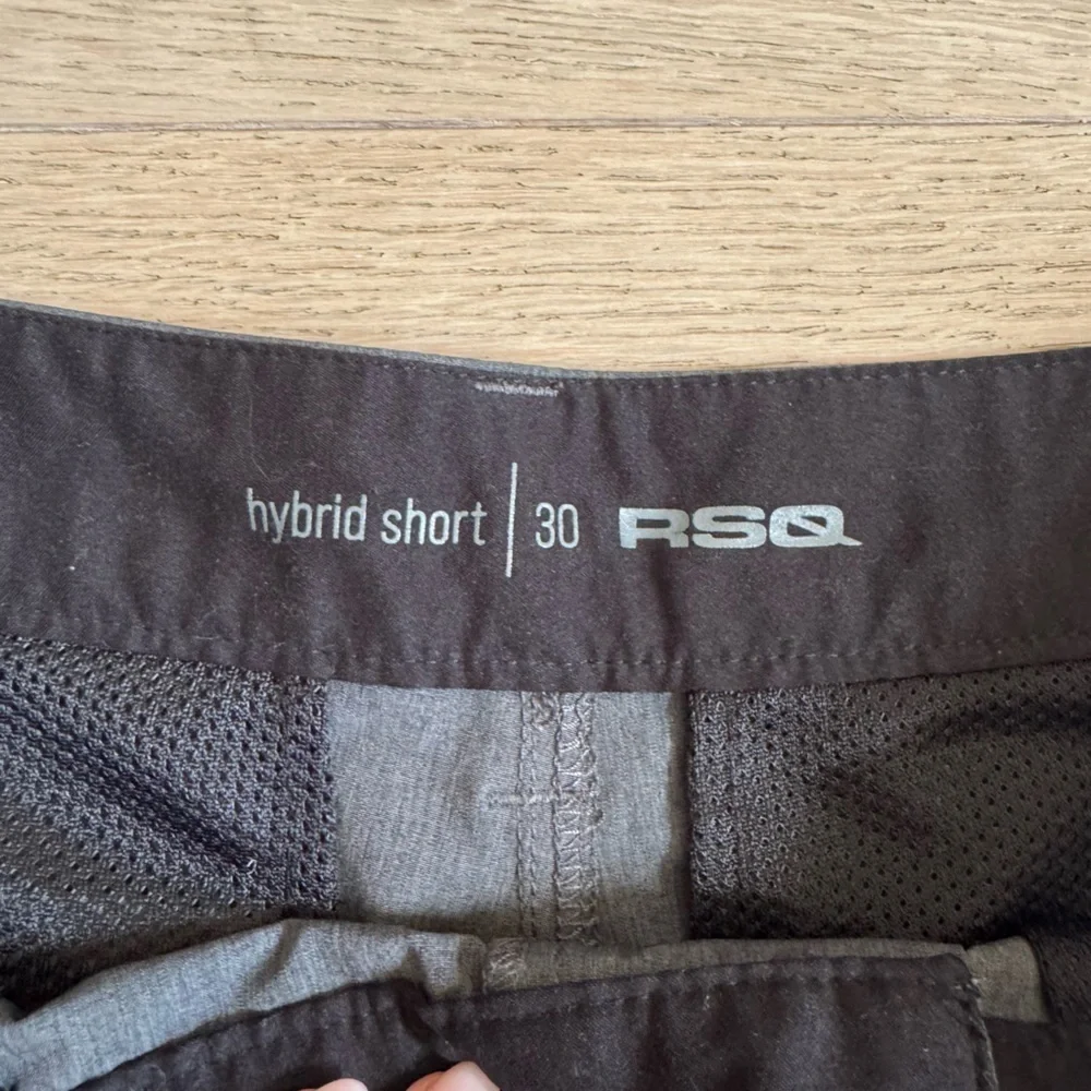 Men’s RSQ Hybrid shorts size 30, charcoal color
